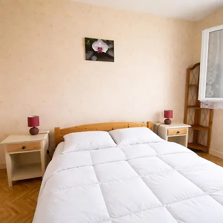Maison Rustique Au Centre-ville, Proche Plage, Avec Jardin Et 3 ! - Fr-1-22-223 * La Tranche-sur-Mer