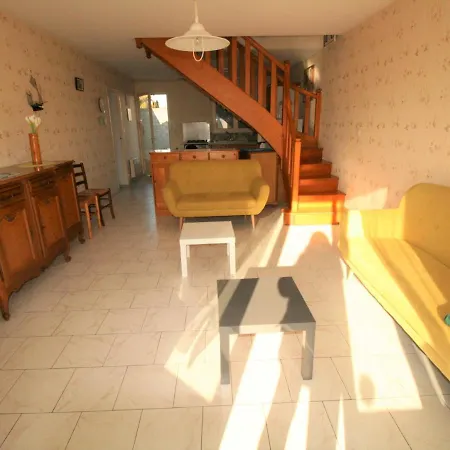Holiday home Maison Rustique Au Centre-ville, Proche Plage, Avec Jardin Et 3 ! - Fr-1-22-223 La Tranche-sur-Mer