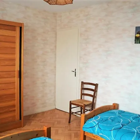 Maison Rustique Au Centre-ville, Proche Plage, Avec Jardin Et 3 ! - Fr-1-22-223