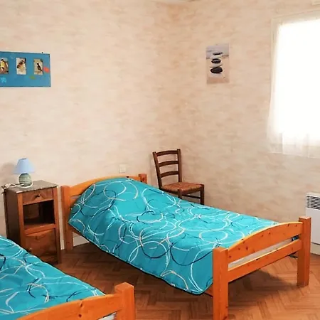 Maison Rustique Au Centre-ville, Proche Plage, Avec Jardin Et 3 ! - Fr-1-22-223 Holiday home La Tranche-sur-Mer