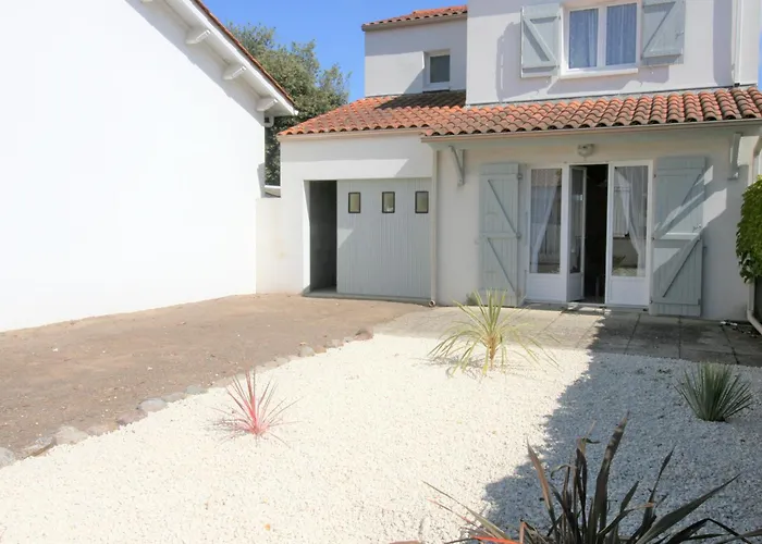 Maison Rustique Au Centre-ville, Proche Plage, Avec Jardin Et 3 ! - Fr-1-22-223 Nyaraló